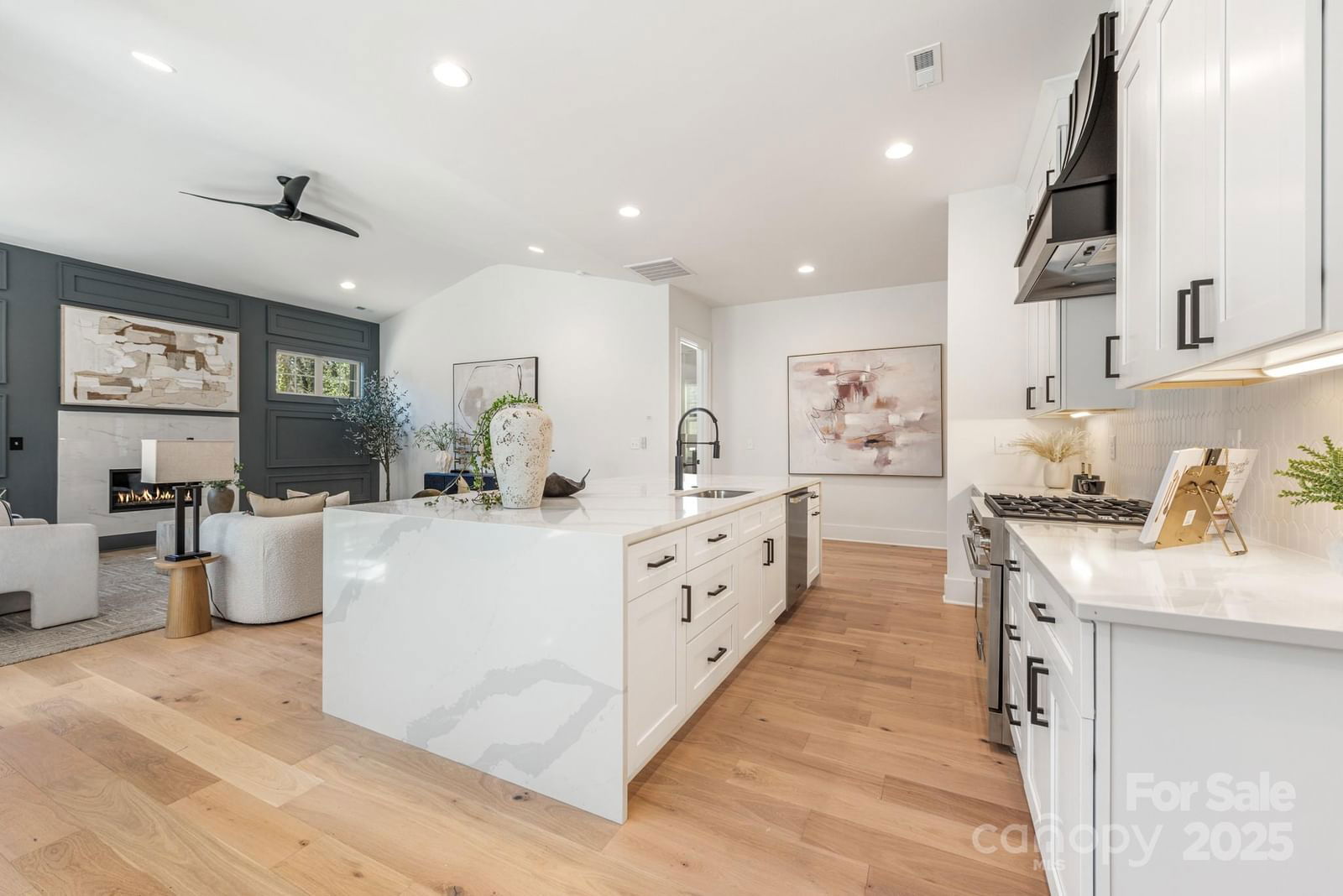 3945 Plainview Road image # 1