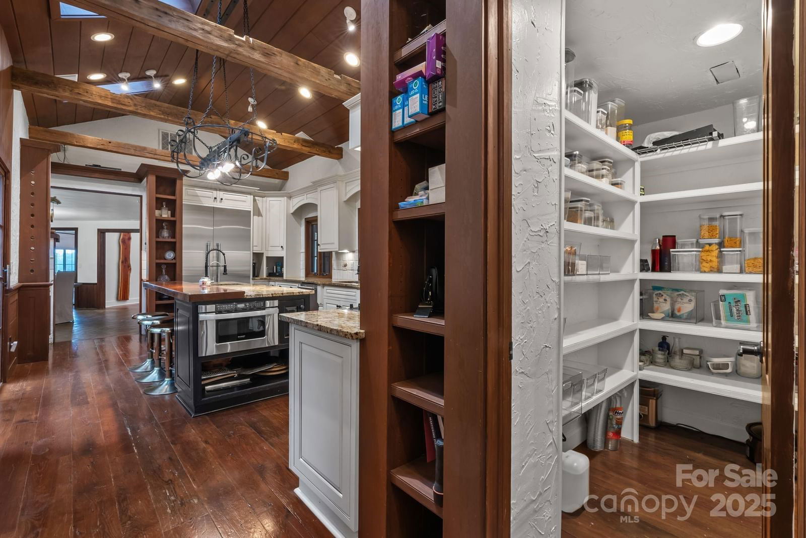 Listing image 11