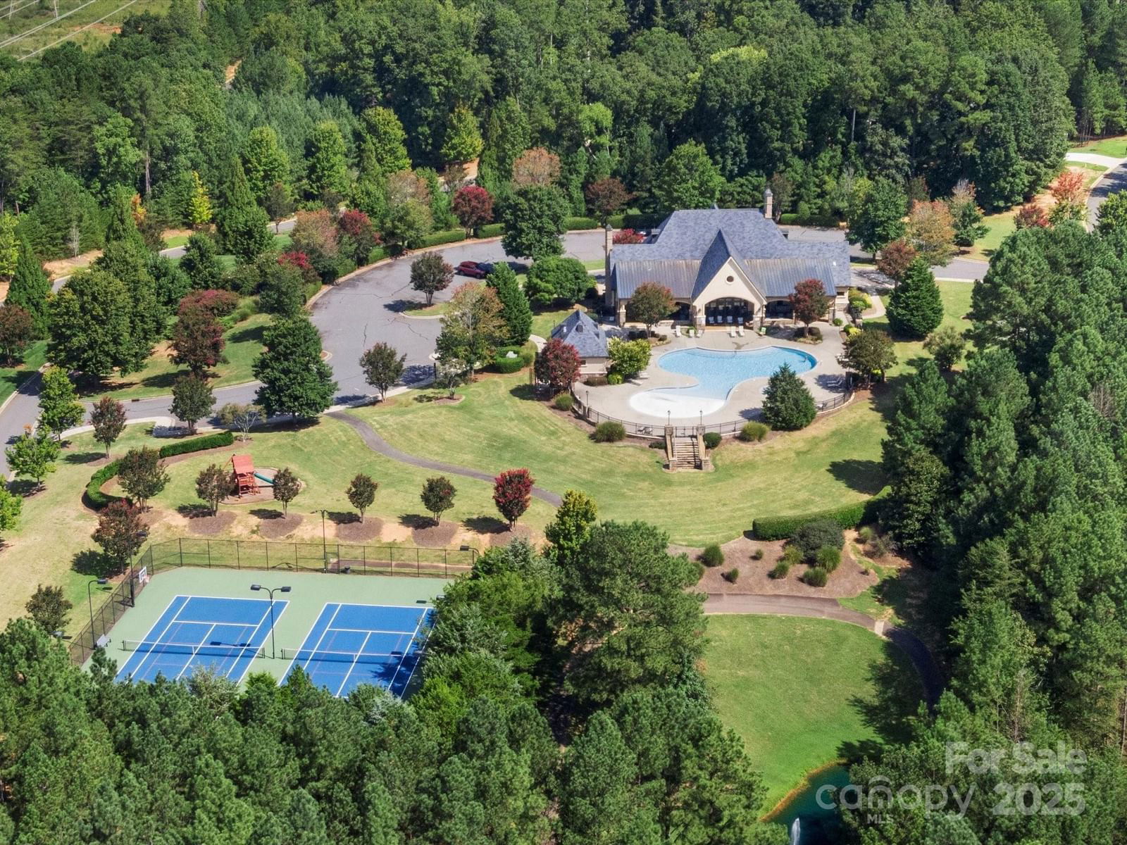 3001 Lake Pointe Drive image # 1