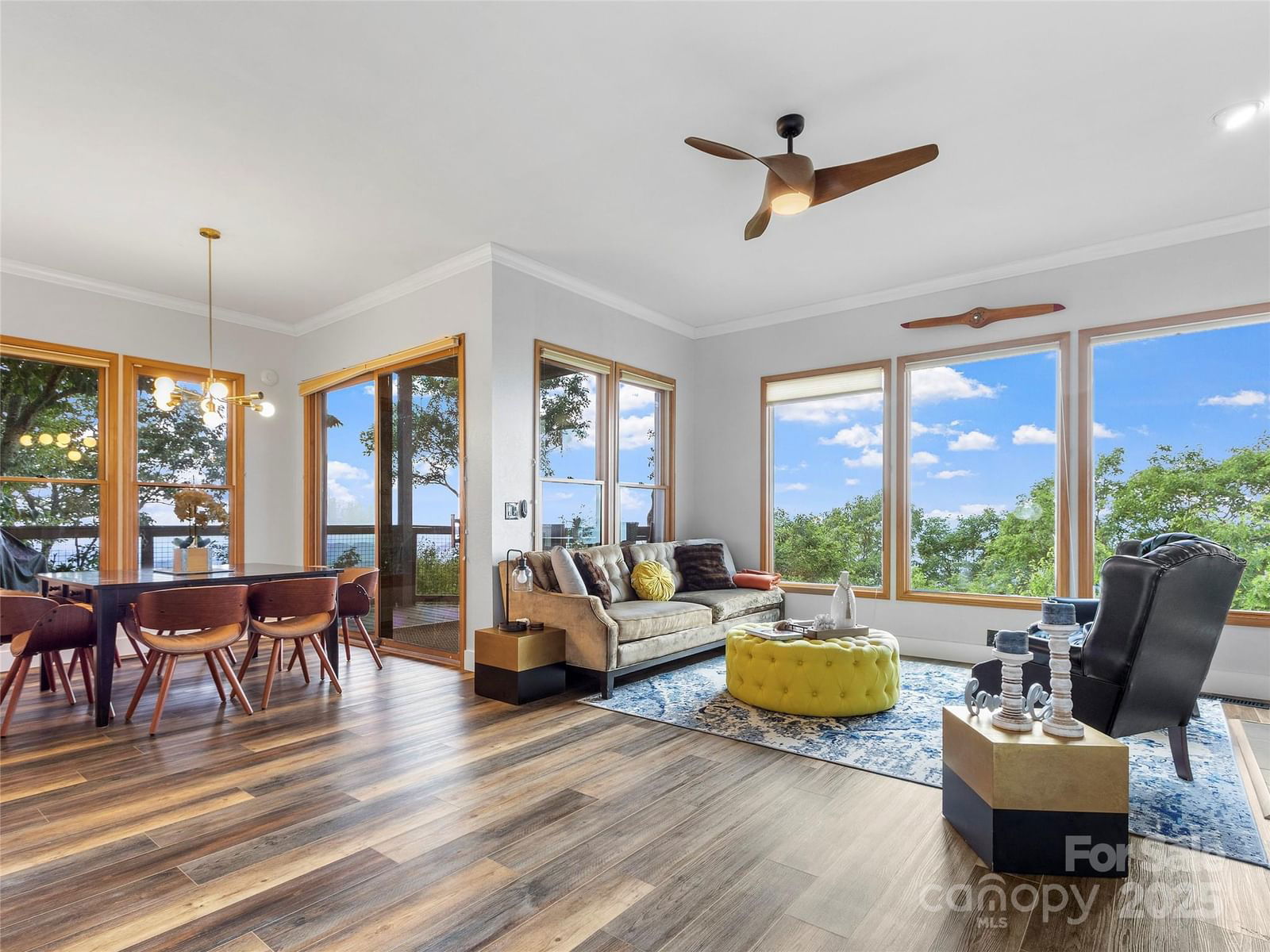 66 Club Villa Court image # 1