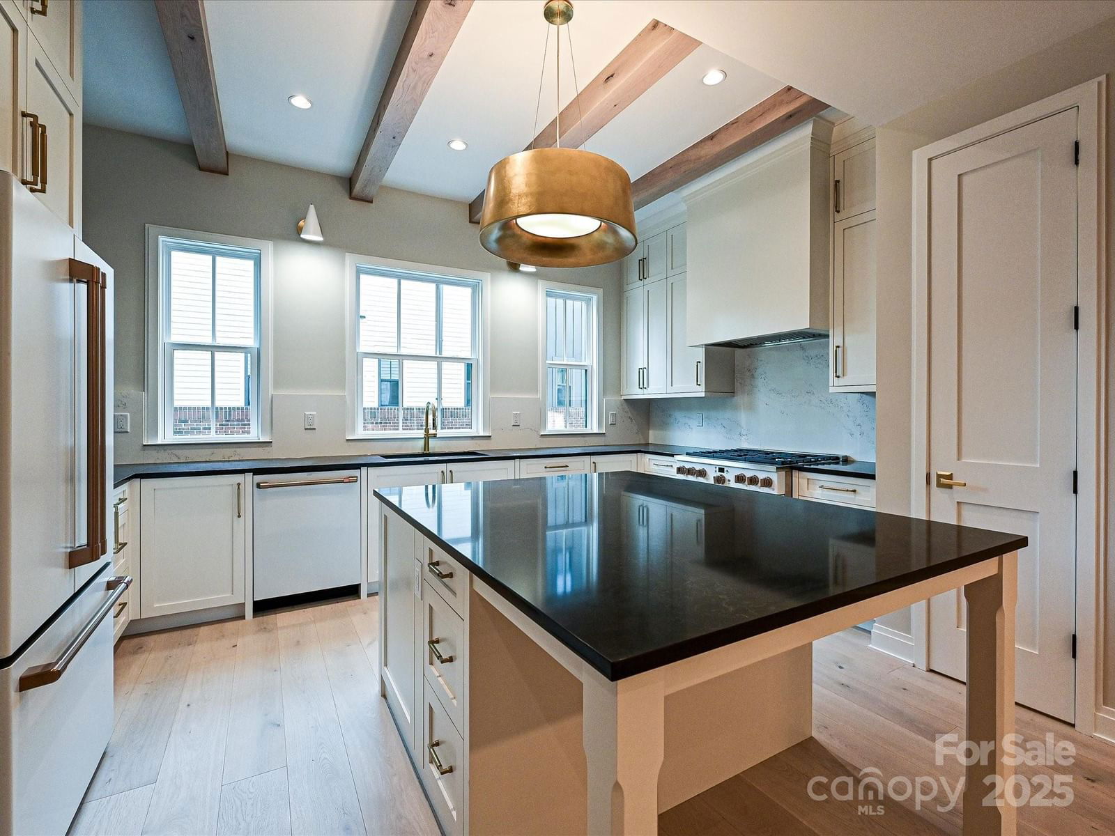 4121 Selwyn Walk Court image # 1