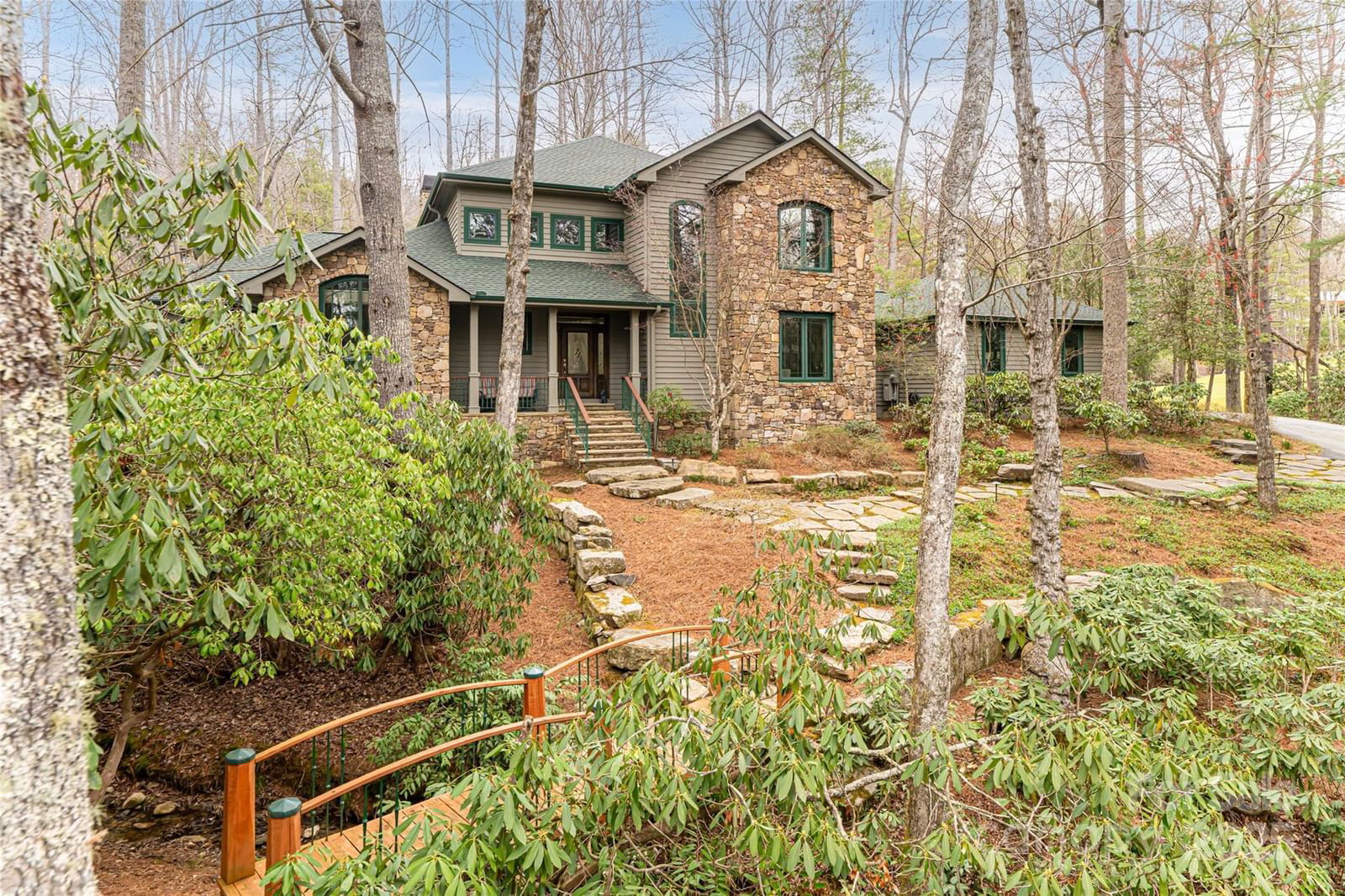 212 Shadybrook Trail image # 1