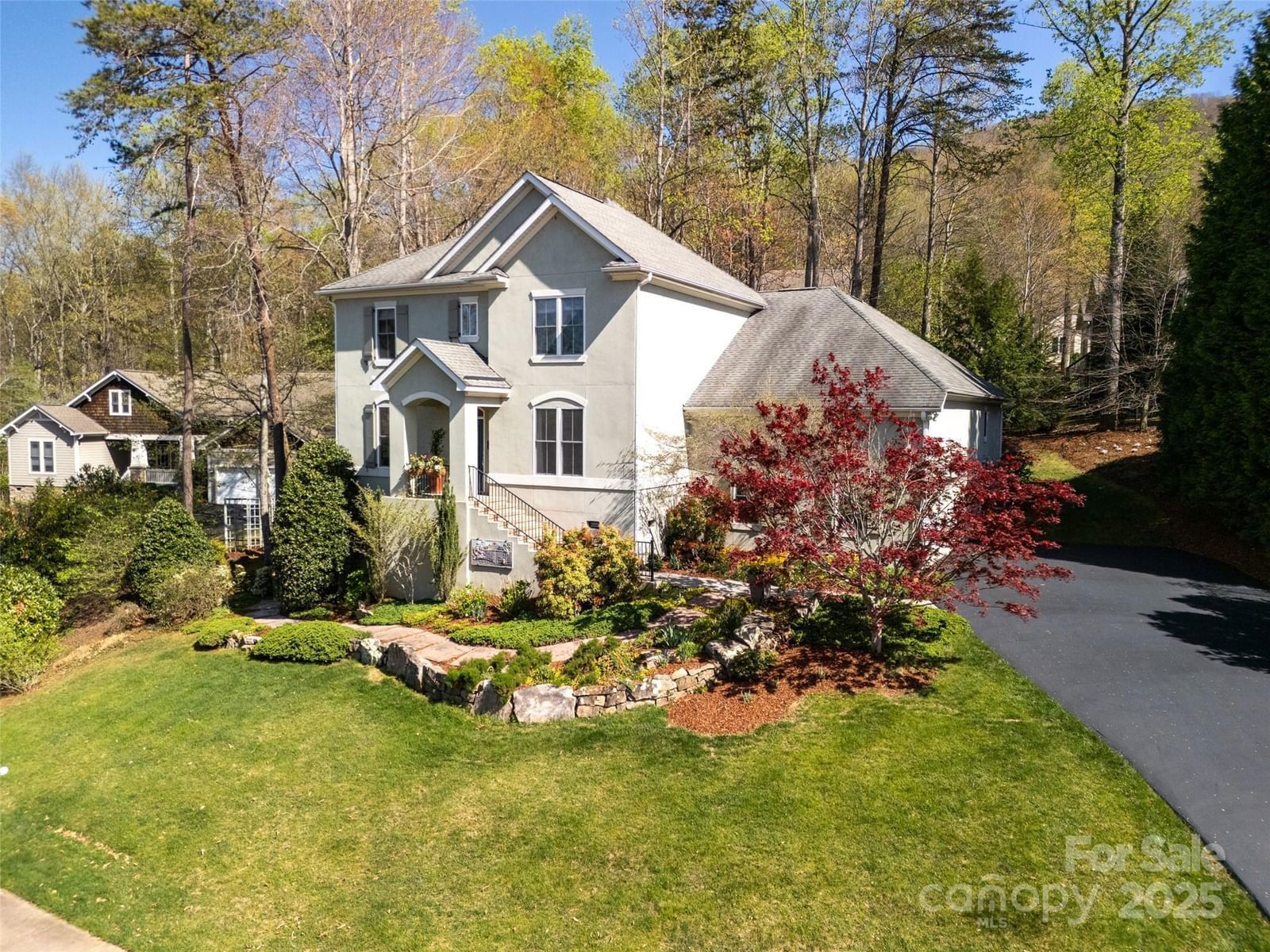 7 White Palmer Court image # 1