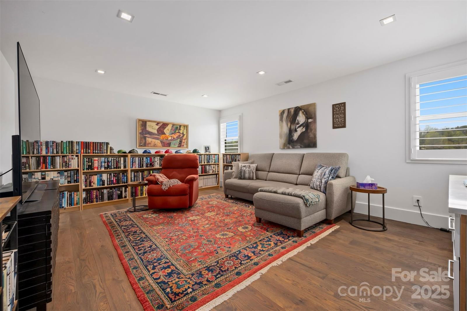 Listing image 35