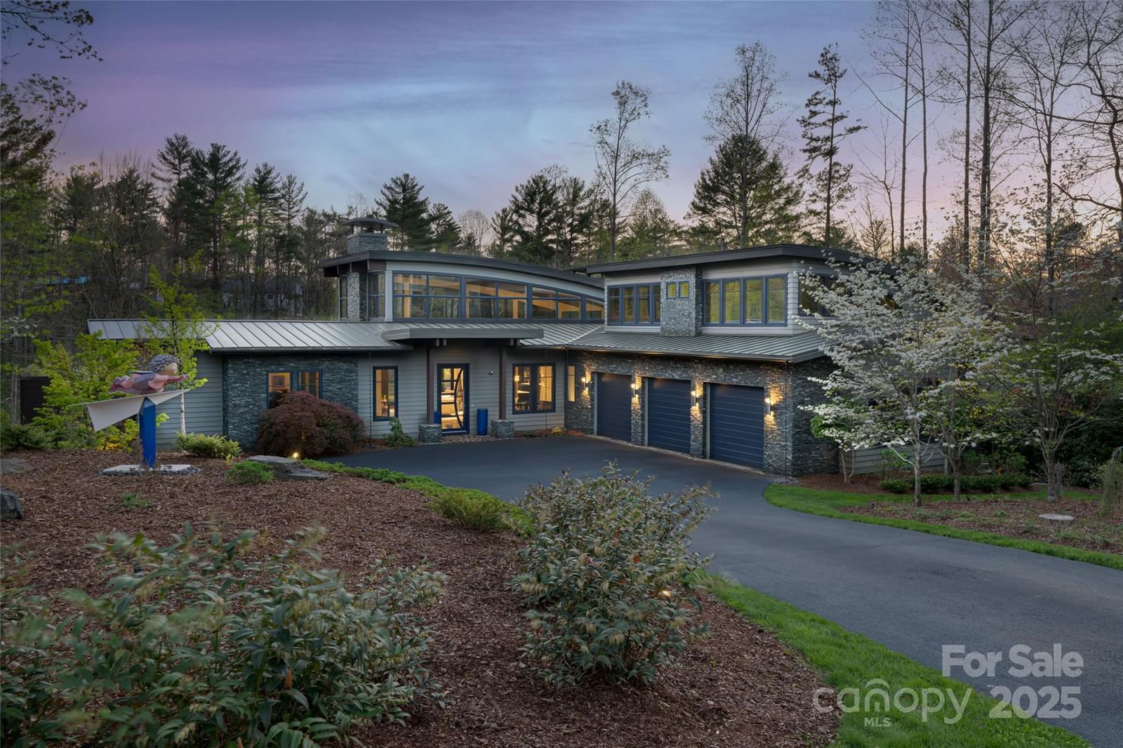 32 Brookline Drive image # 1