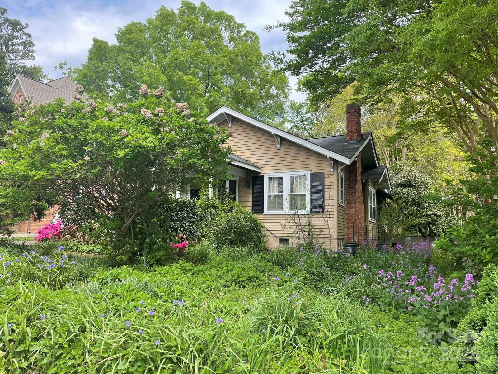 2221 Westminster Place image # 1