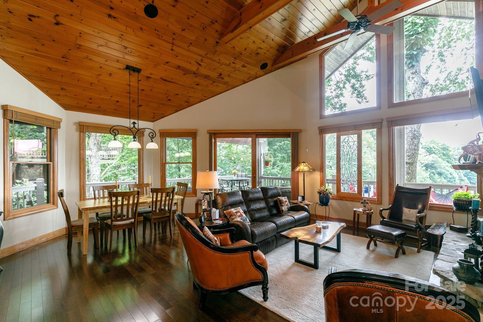 25 Ivy Point Lane image # 1