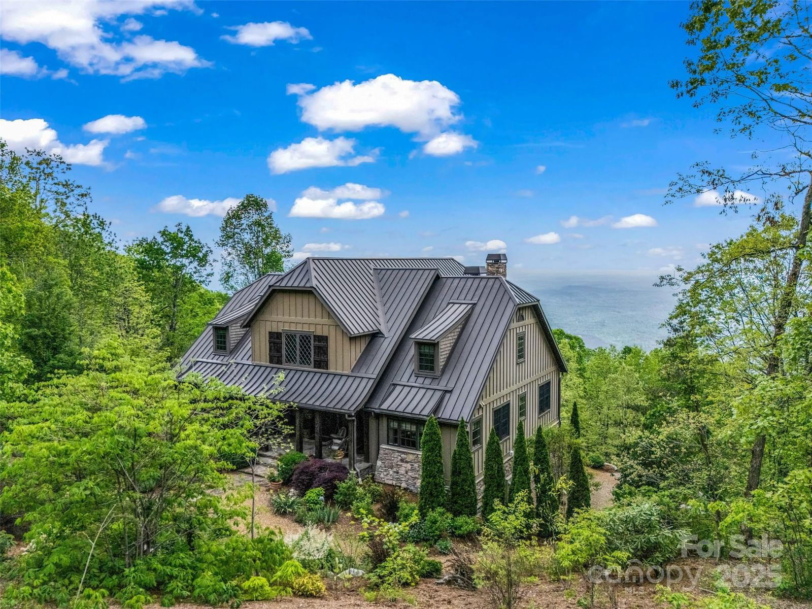 132 Eastman Place image # 1
