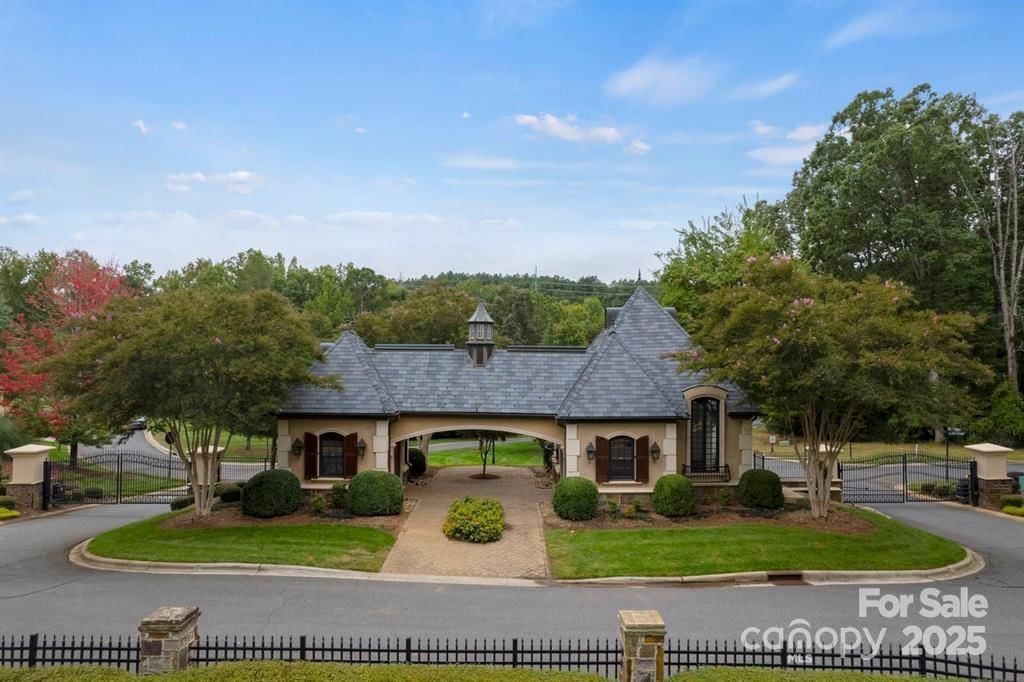 1029 Glade Spring Court image # 1