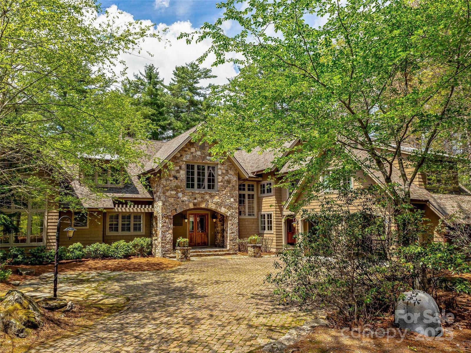 228 Mills Creek Trace image # 1