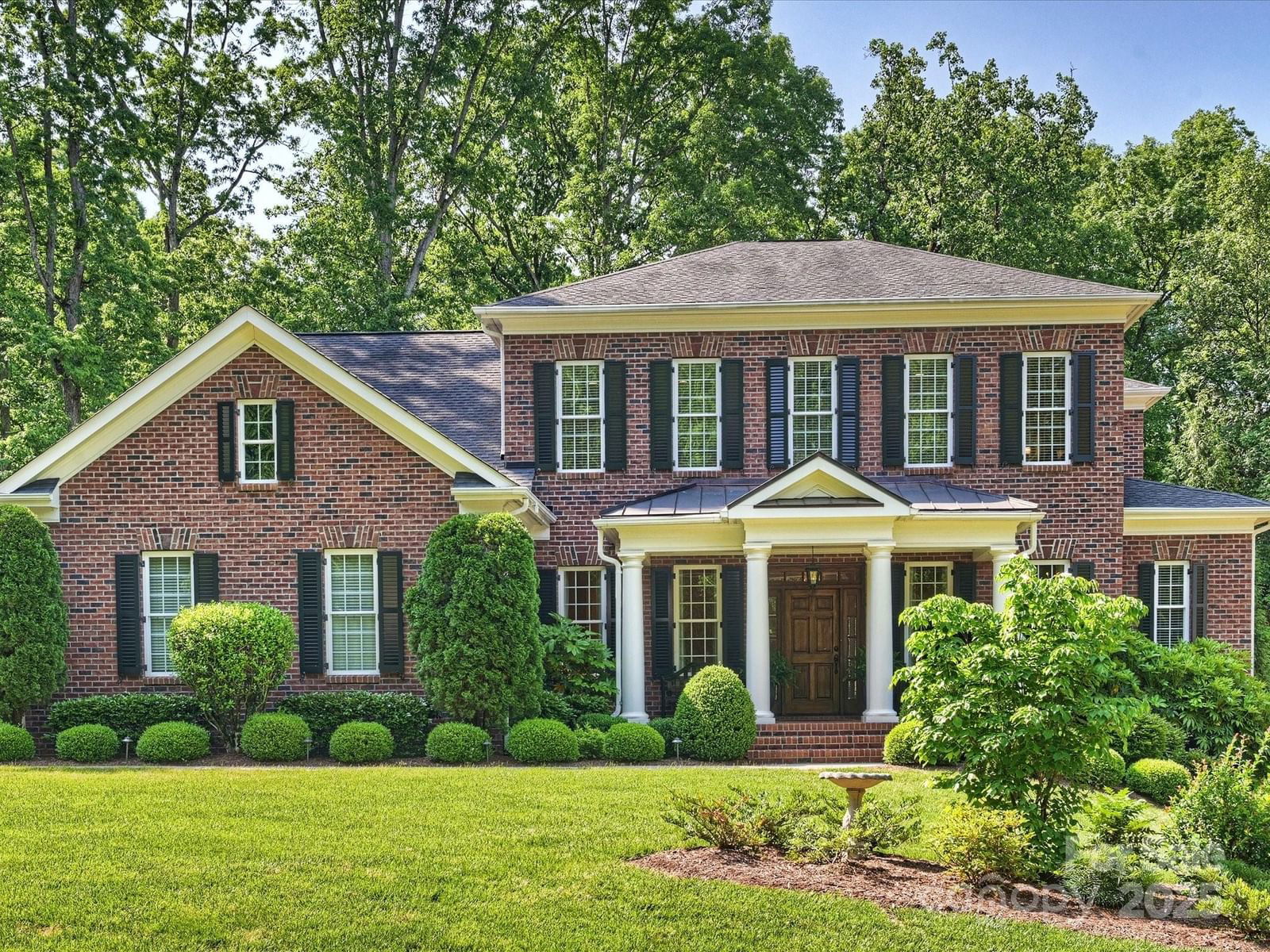 2129 Halford Place image # 1