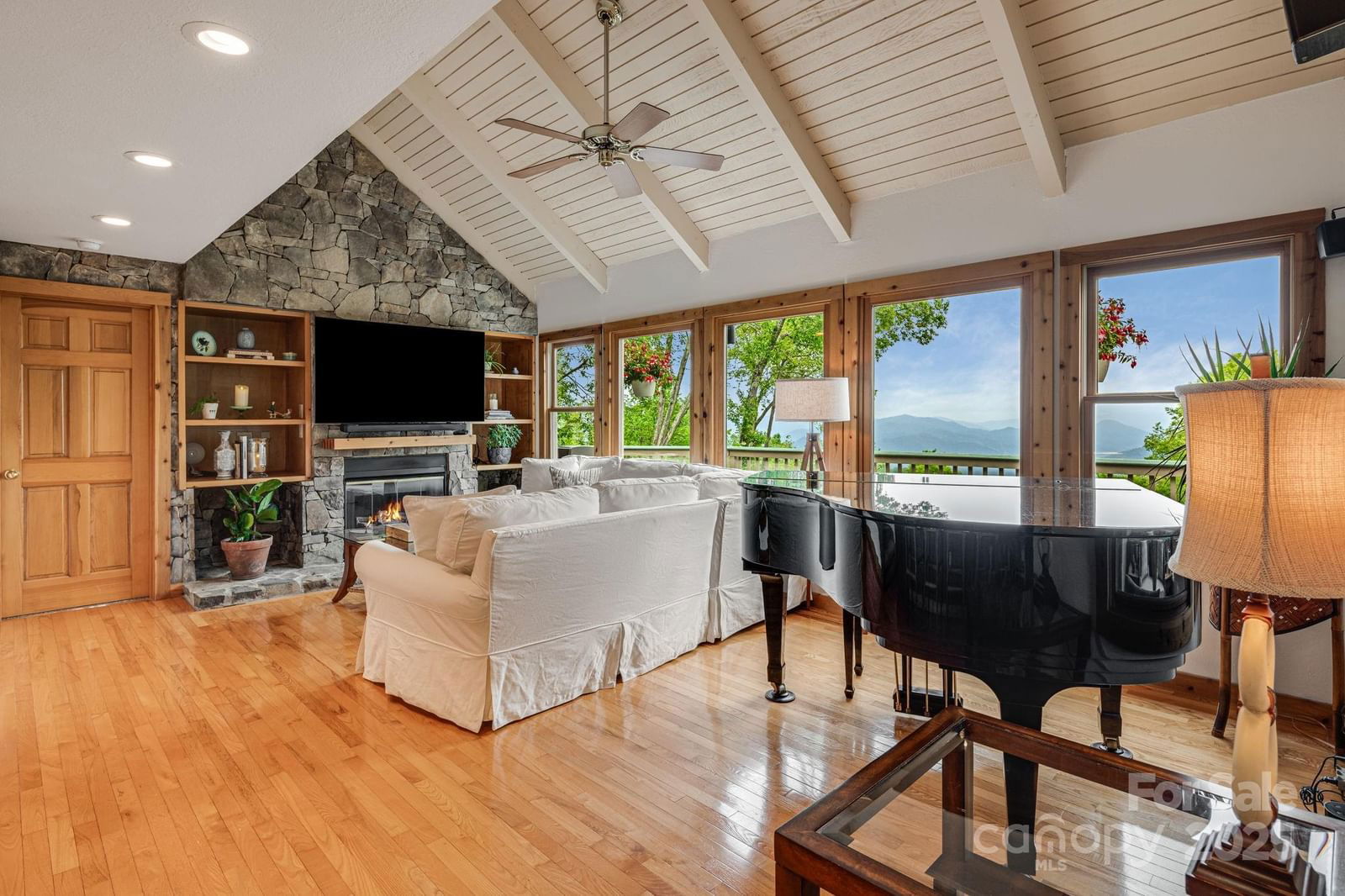 61 Ivy Ridge Road image # 1