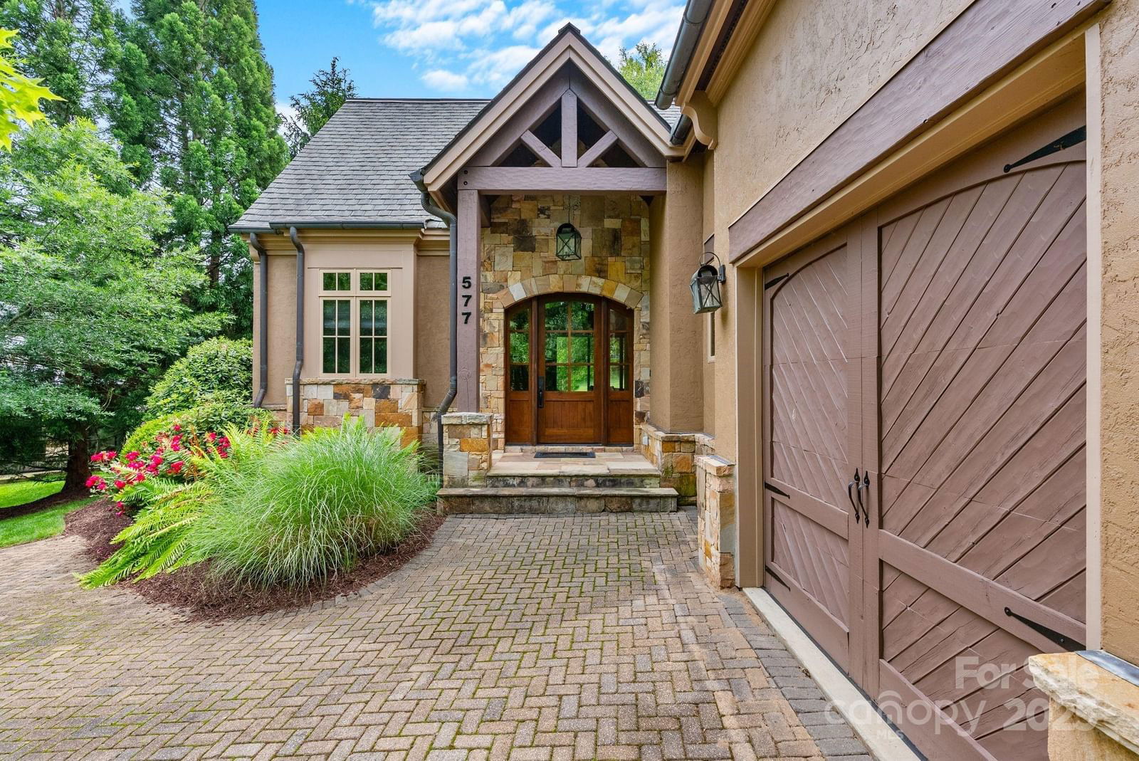 577 Walnut Valley Parkway image # 1