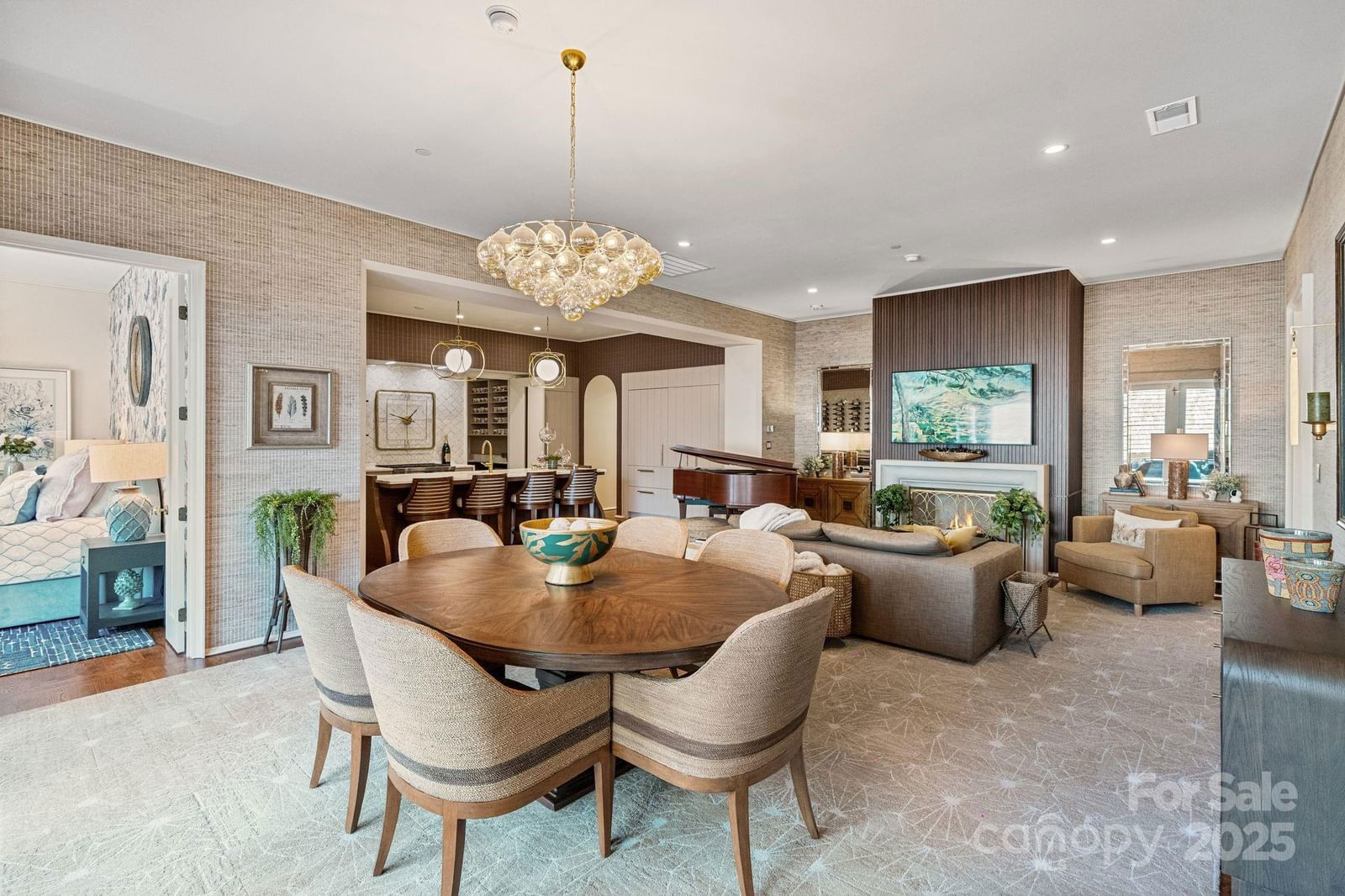 1172 Queens Road image # 1