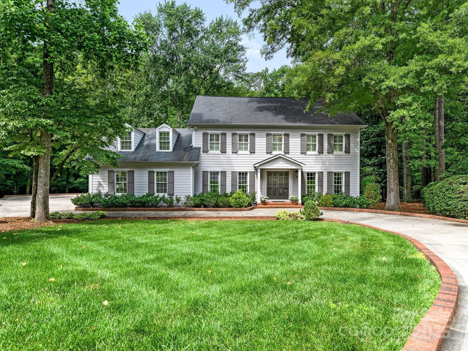 2141 Halford Place image # 1