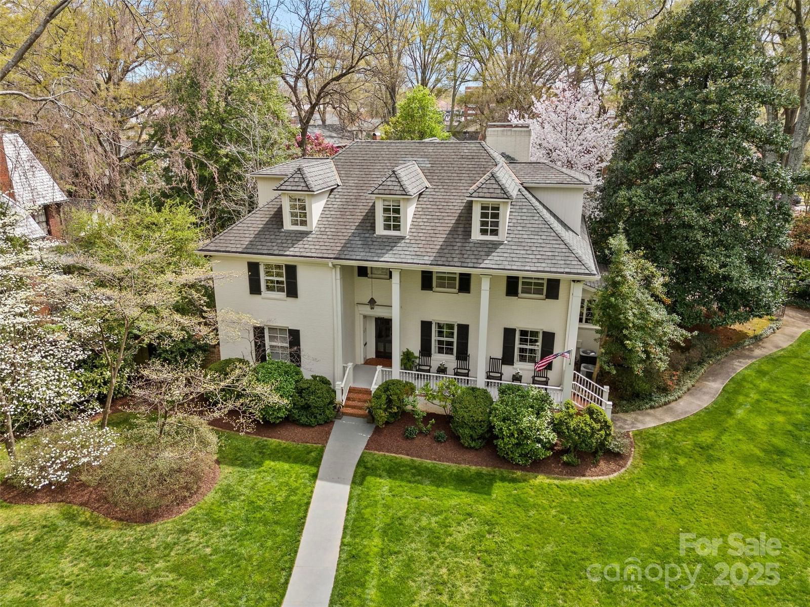 1579 Queens Road image # 1